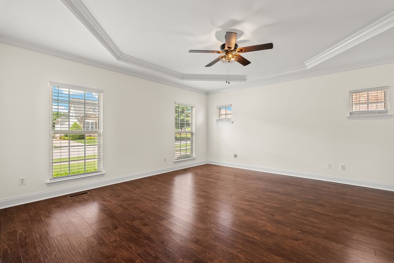 Master Bedroom Suite main level- Call Ben Young 615-415-7855